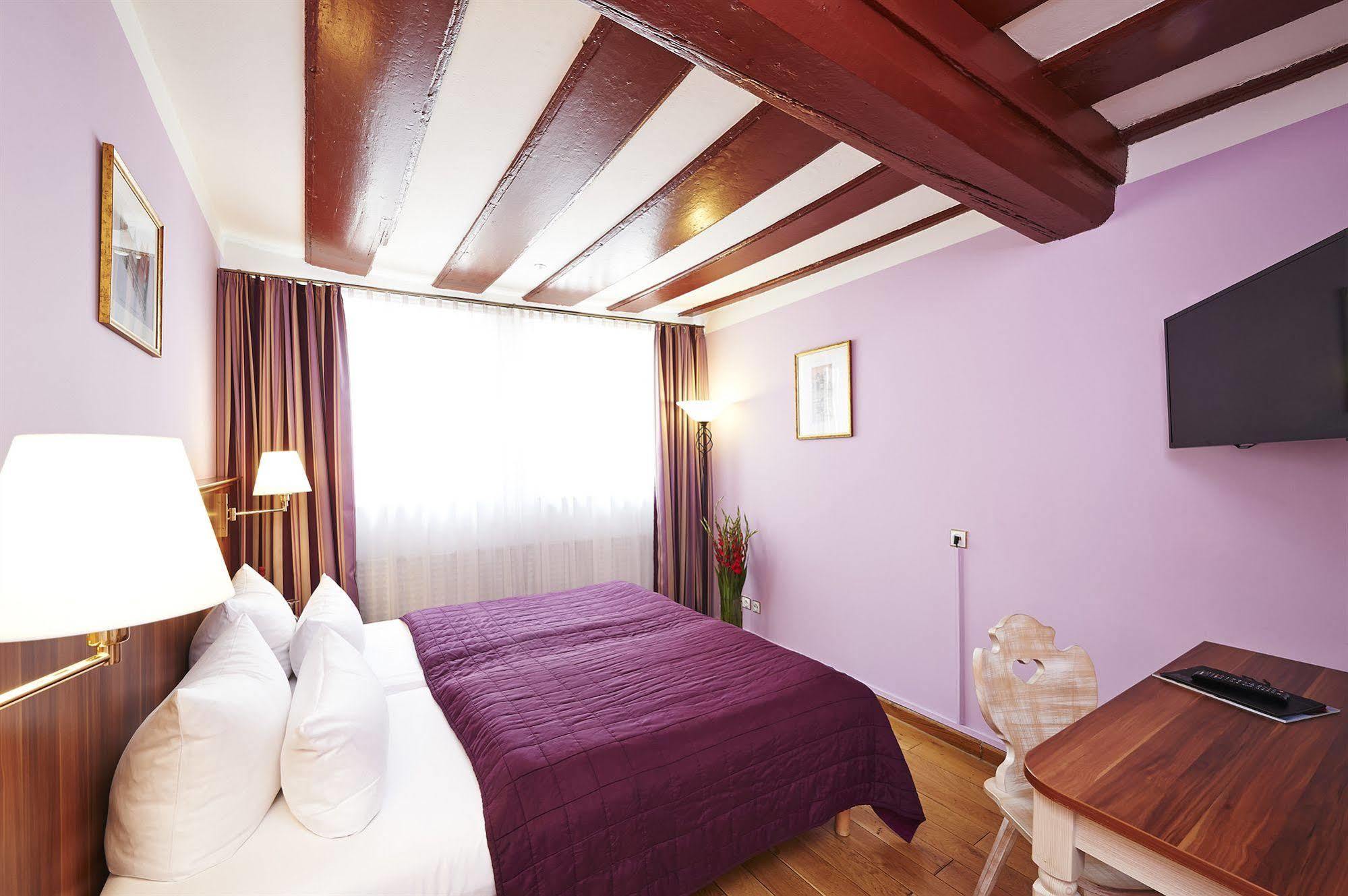 Hotel Elch Нюрнберг Екстер'єр фото