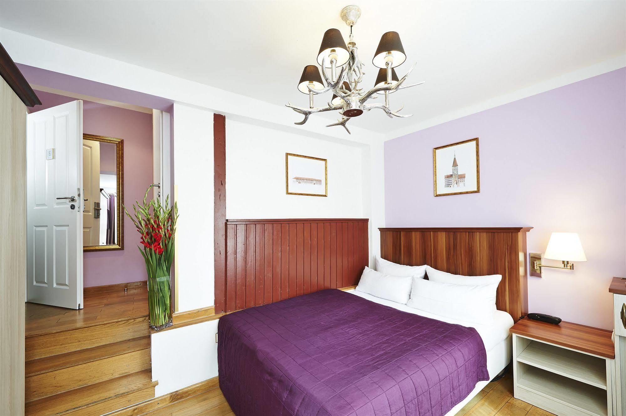 Hotel Elch Нюрнберг Екстер'єр фото